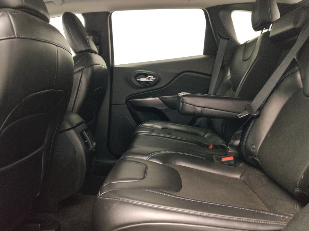 2019 Jeep Cherokee in Lubbock, TX 79424 - 18129055 18