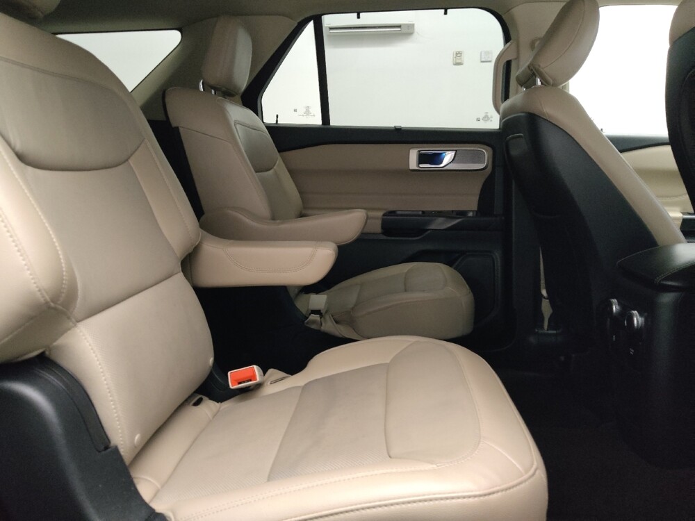 2020 Ford Explorer in Lubbock, TX 79424 - 18129058 19