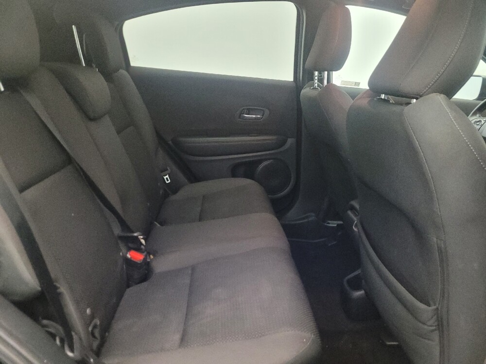 2021 Honda HR-V in Glendale, AZ 85301 - 18129060 19