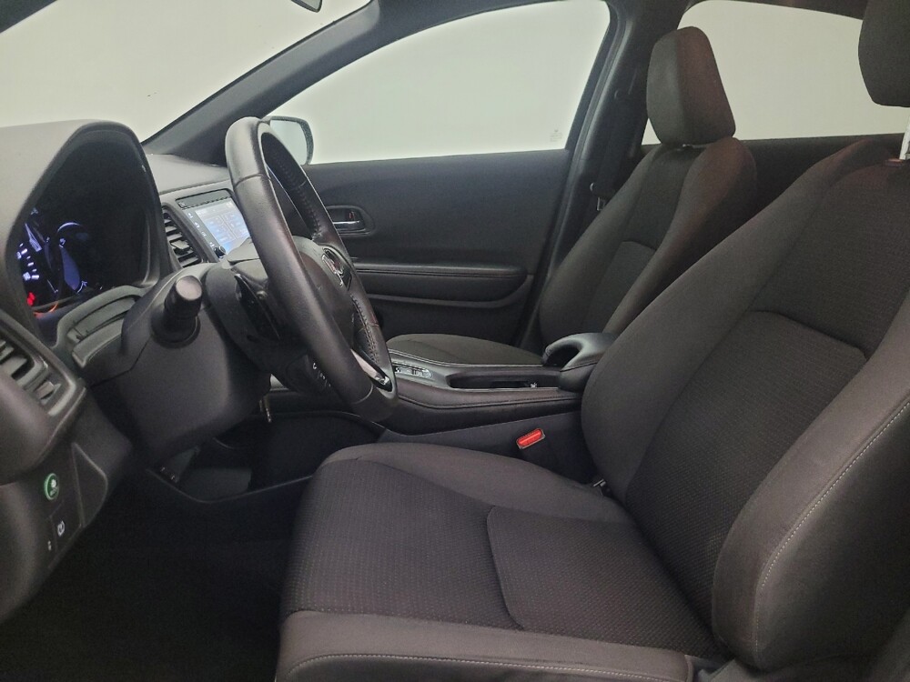 2021 Honda HR-V in Glendale, AZ 85301 - 18129060 17