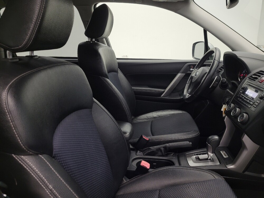 2014 Subaru Forester in Phoenix, AZ 85015 - 18129061 21