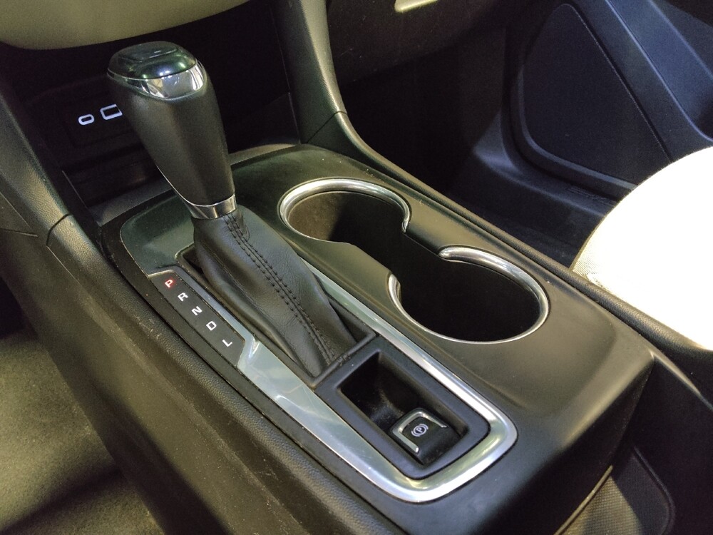 2019 Chevrolet Equinox in Glendale, AZ 85301 - 18129064 26