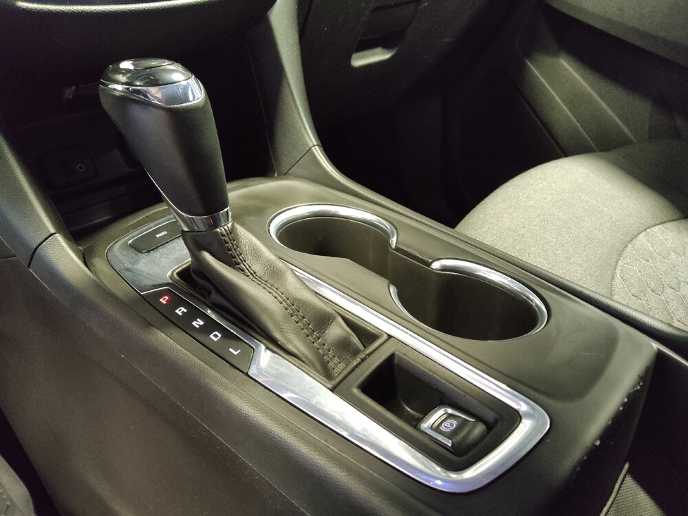 2018 Chevrolet Equinox in Phoenix, AZ 85015 - 18129066 26