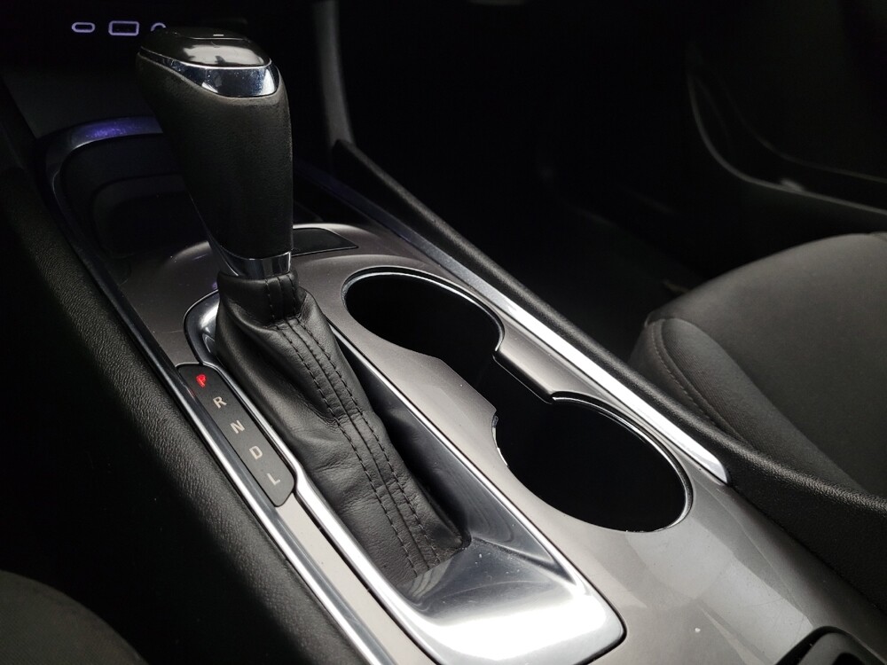 2020 Chevrolet Malibu in Mesa, AZ 85210 - 18129068 26