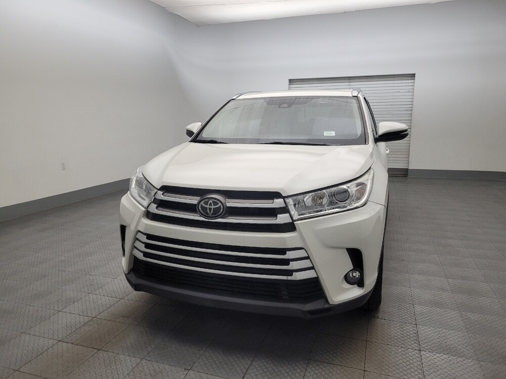 2019 Toyota Highlander in Phoenix, AZ 85015 - 18129073 15