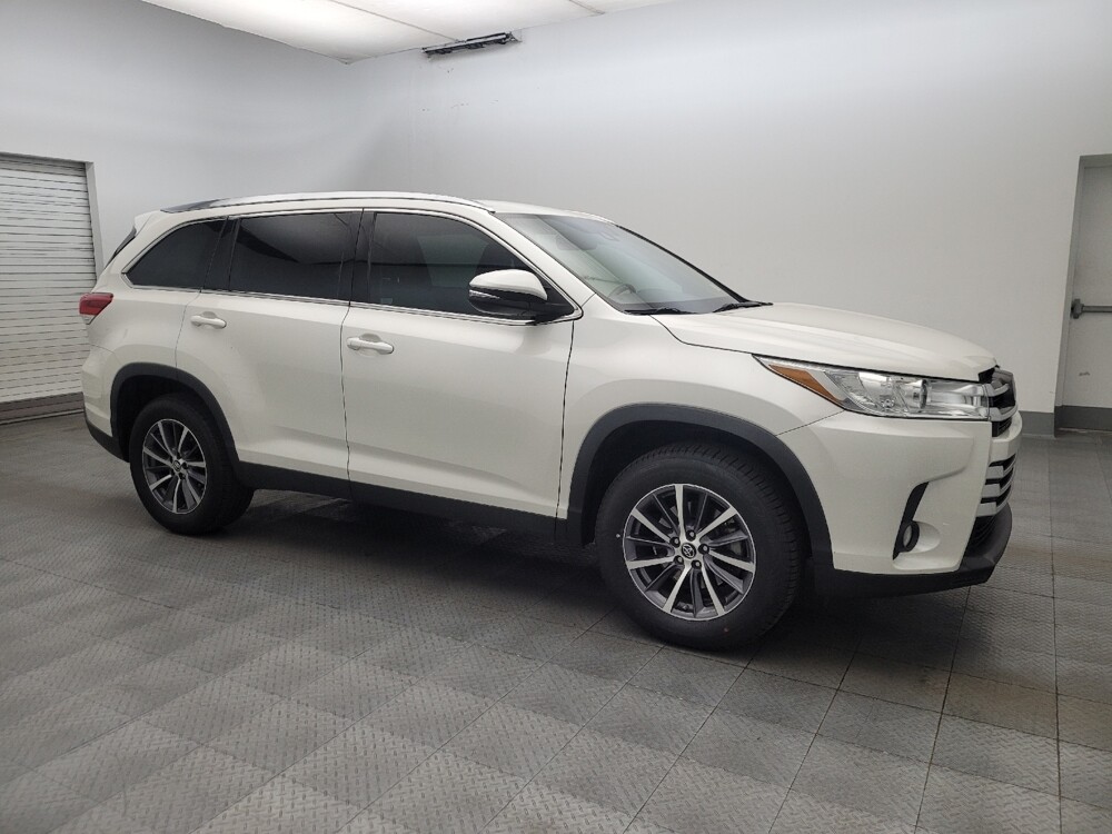 2019 Toyota Highlander in Phoenix, AZ 85015 - 18129073 11
