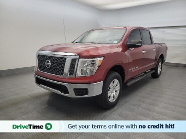 2018 Nissan Titan in Chandler, AZ 85225