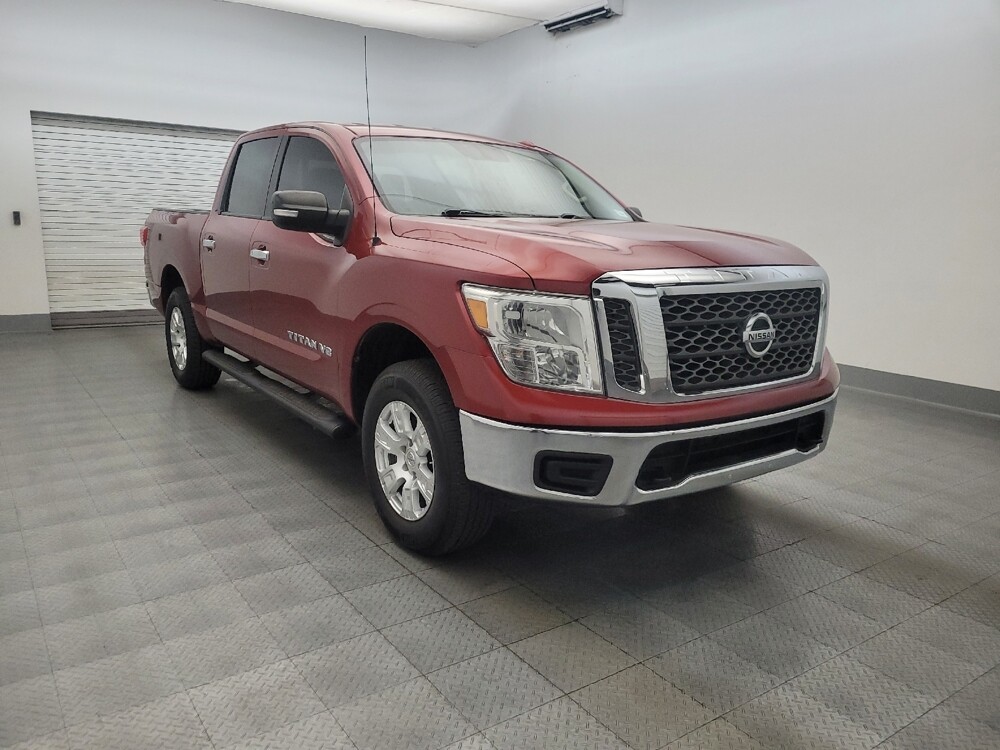 2018 Nissan Titan in Chandler, AZ 85225 - 18129075 13