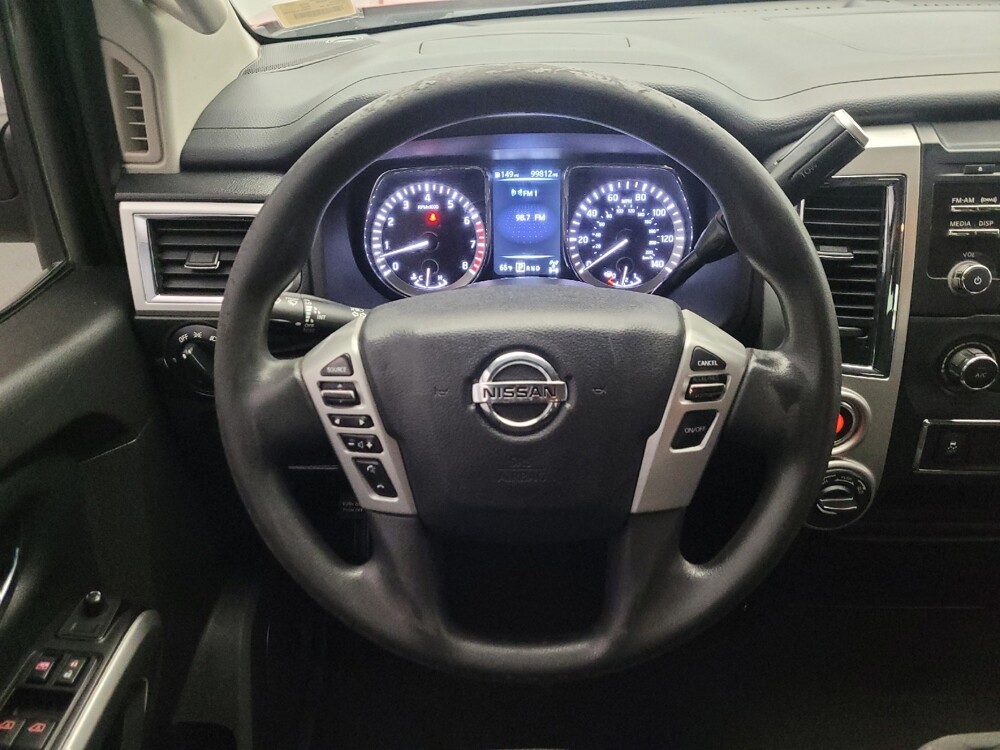 2018 Nissan Titan in Chandler, AZ 85225 - 18129075 22