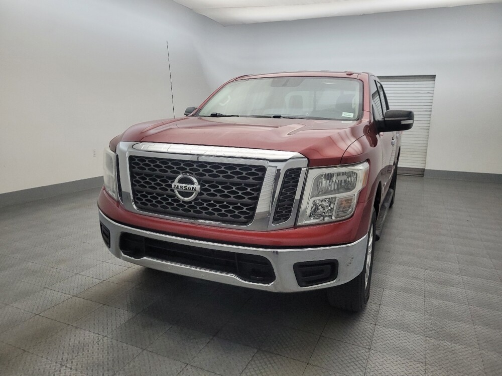 2018 Nissan Titan in Chandler, AZ 85225 - 18129075 15