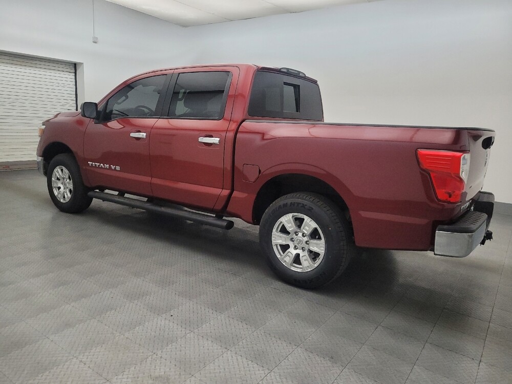 2018 Nissan Titan in Chandler, AZ 85225 - 18129075 3