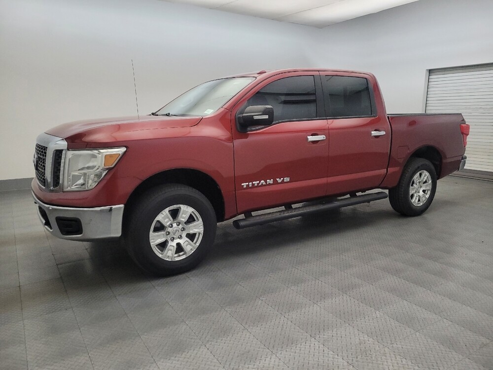 2018 Nissan Titan in Chandler, AZ 85225 - 18129075 2