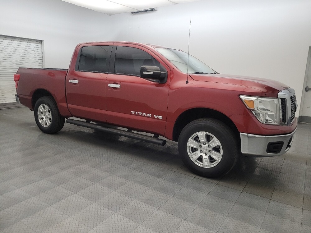 2018 Nissan Titan in Chandler, AZ 85225 - 18129075 11