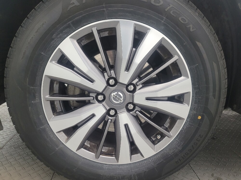 2019 Nissan Pathfinder in Phoenix, AZ 85015 - 18129076 31