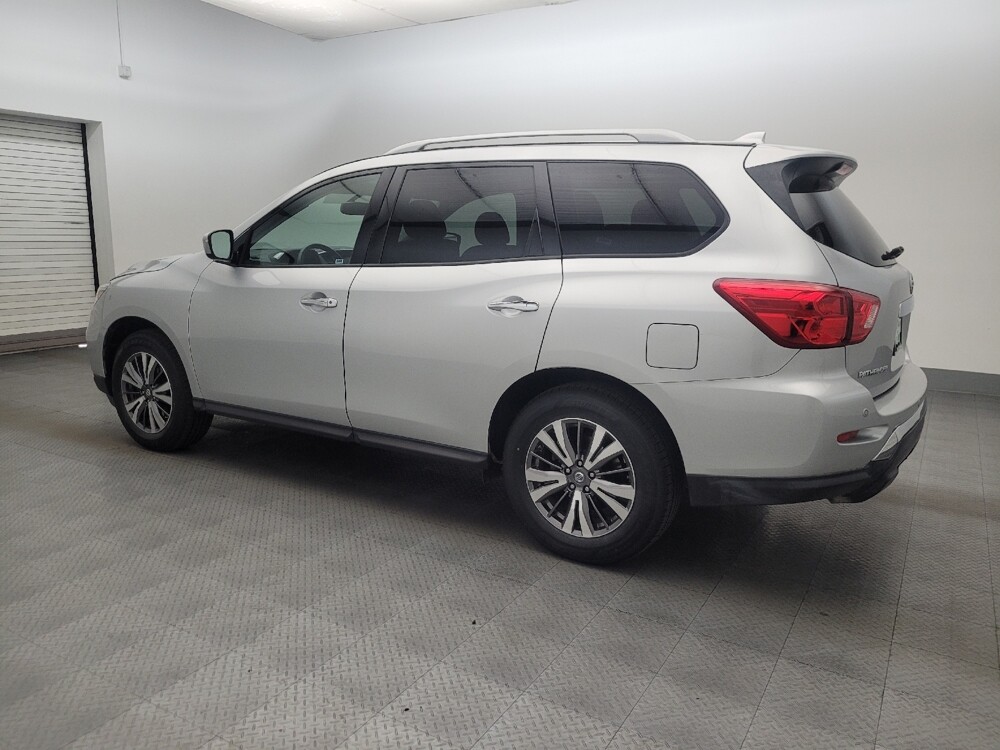 2019 Nissan Pathfinder in Phoenix, AZ 85015 - 18129076 3