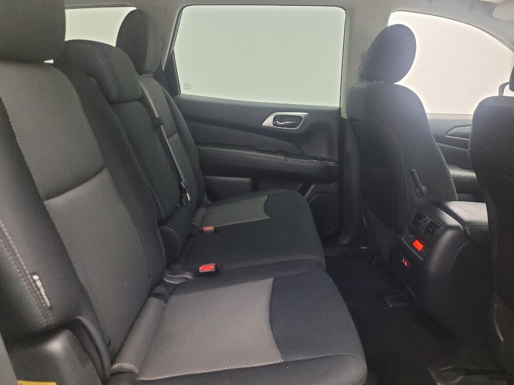 2019 Nissan Pathfinder in Phoenix, AZ 85015 - 18129076 19