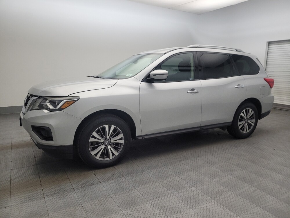 2019 Nissan Pathfinder in Phoenix, AZ 85015 - 18129076 2