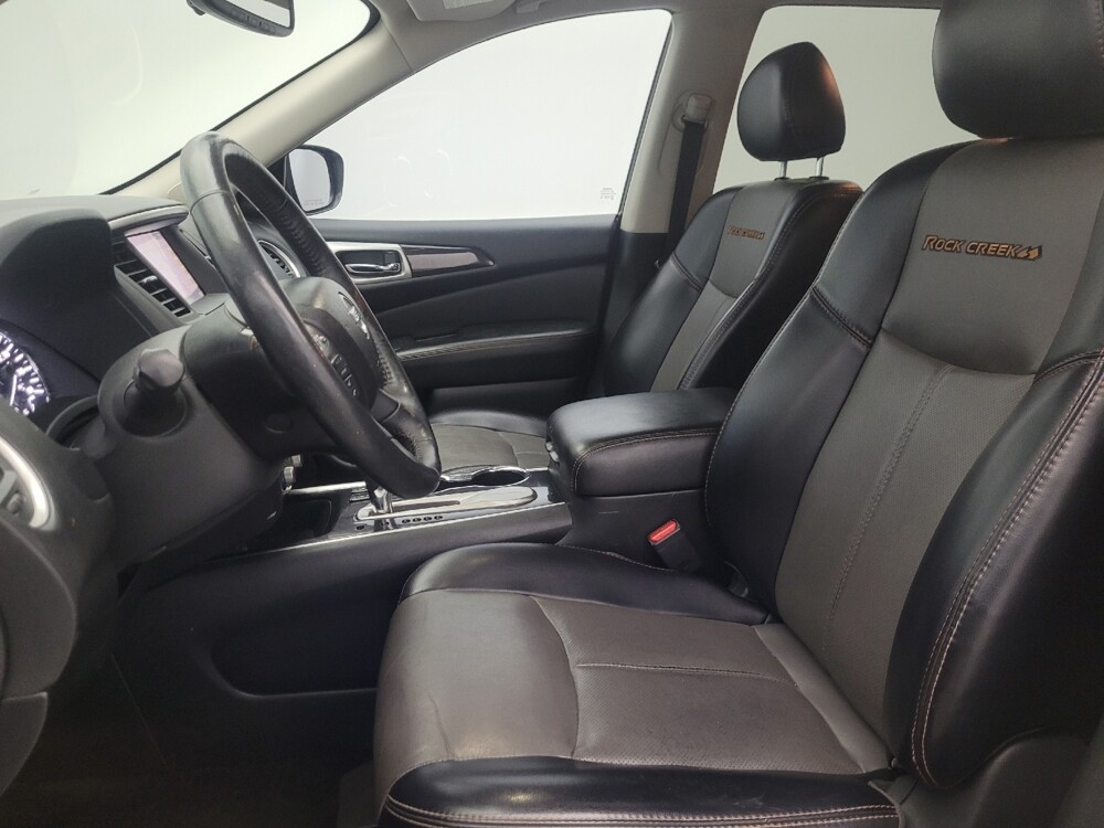 2019 Nissan Pathfinder in Chandler, AZ 85225 - 18129078 17