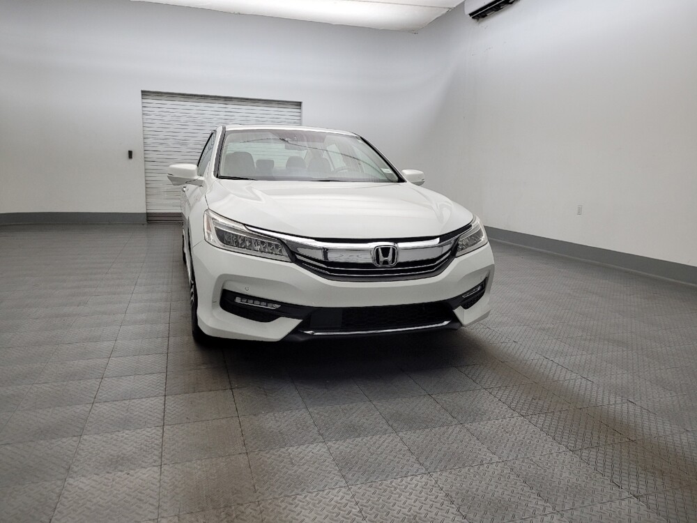 2017 Honda Accord in Chandler, AZ 85225 - 18129080 14