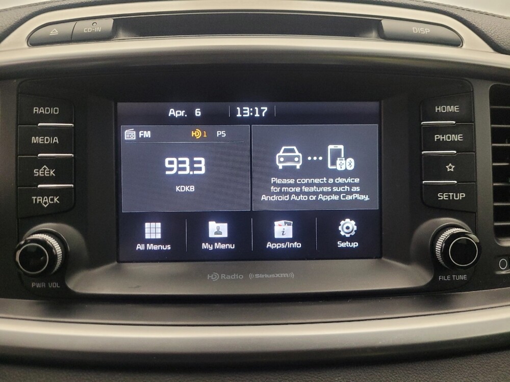 2019 Kia Sorento in Glendale, AZ 85301 - 18129082 25