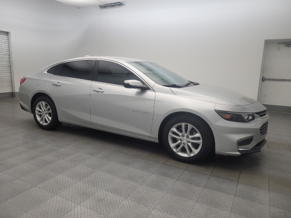 2018 Chevrolet Malibu in Tucson, AZ 85705 - 18129083 11