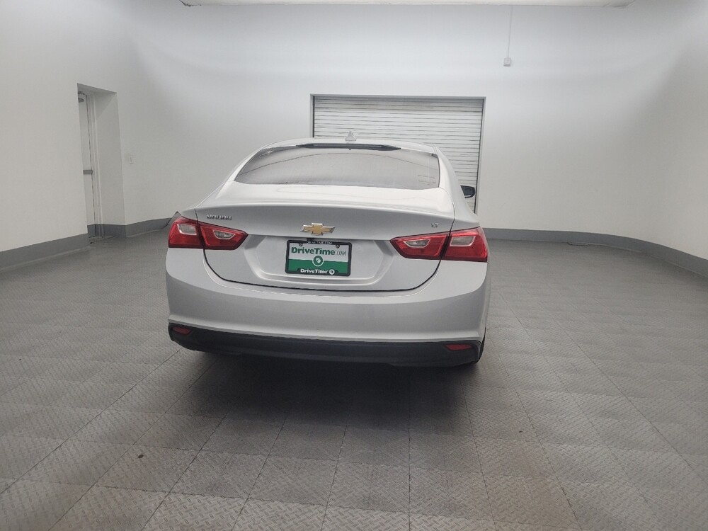 2018 Chevrolet Malibu in Tucson, AZ 85705 - 18129083 7