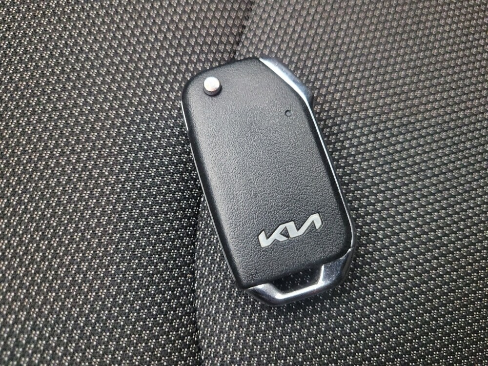 2023 Kia Forte in Phoenix, AZ 85022 - 18129084 32