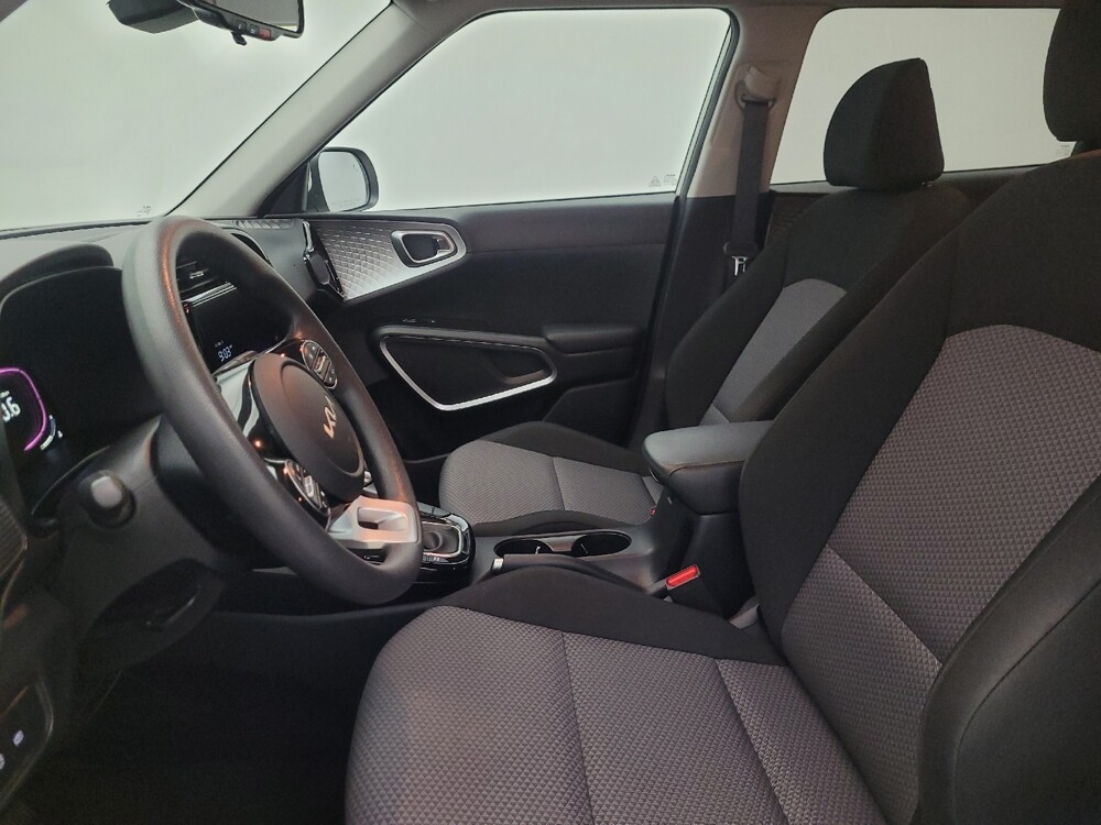 2024 Kia Soul in Phoenix, AZ 85015 - 18129085 17