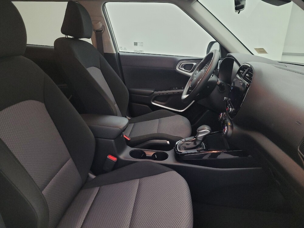 2024 Kia Soul in Phoenix, AZ 85015 - 18129085 21