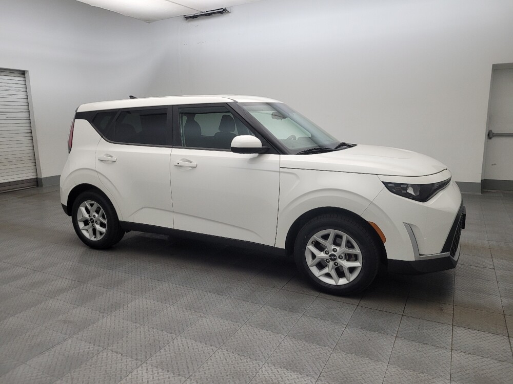 2024 Kia Soul in Phoenix, AZ 85015 - 18129085 11