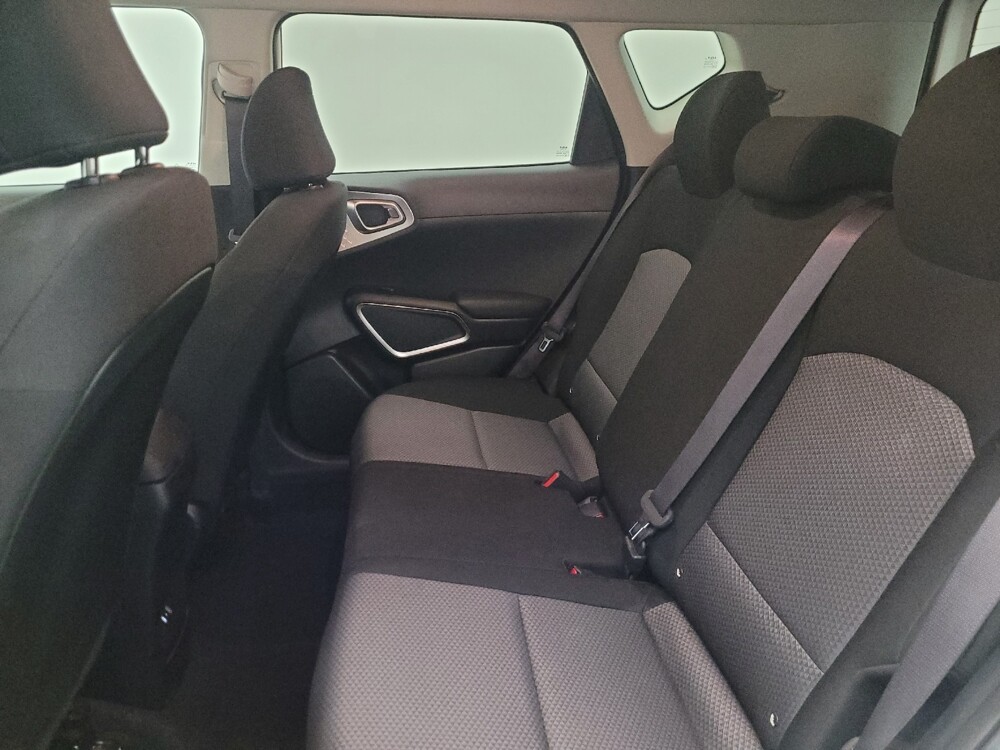 2024 Kia Soul in Phoenix, AZ 85015 - 18129085 18