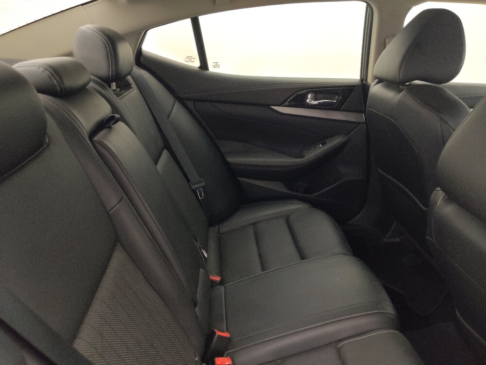 2016 Nissan Maxima in Tallahassee, FL 32304 - 18129090 19