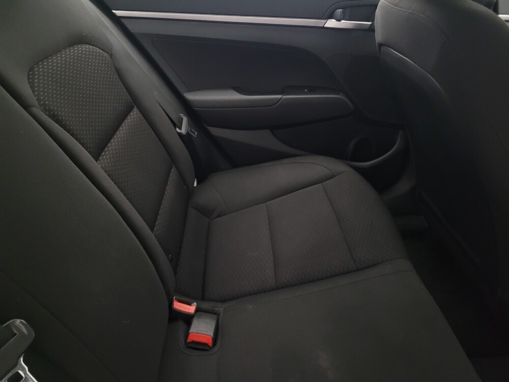 2020 Hyundai Elantra in Lakeland, FL 33815 - 18129091 19