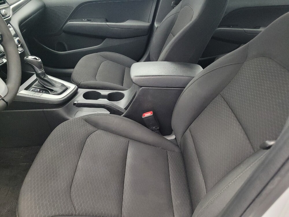 2020 Hyundai Elantra in Lakeland, FL 33815 - 18129091 17