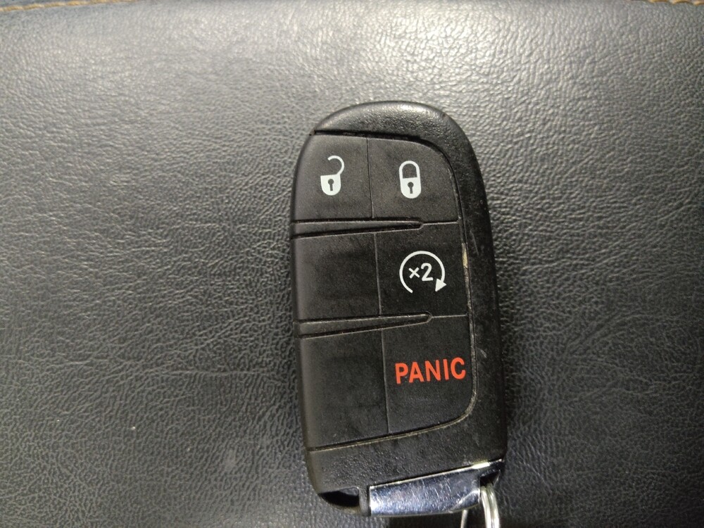 2018 Jeep Compass in Tampa, FL 33612 - 18129093 32