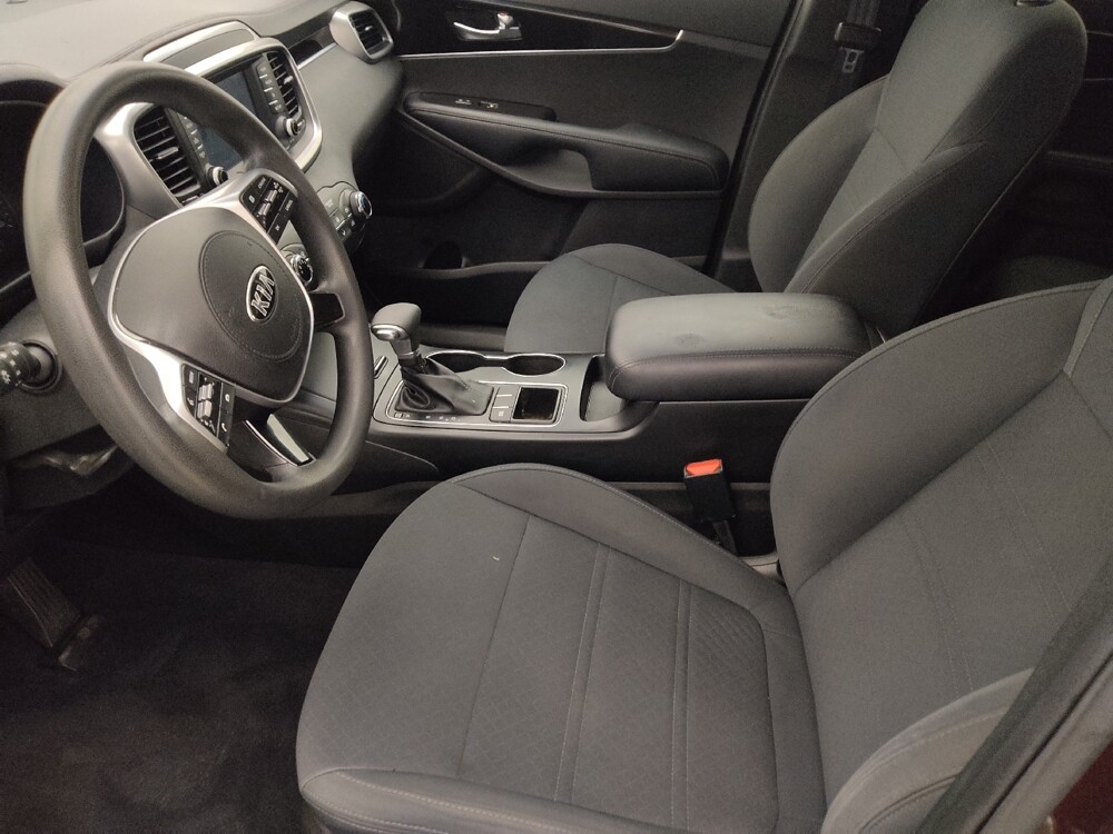 2019 Kia Sorento in Fort Myers, FL 33907 - 18129095 17