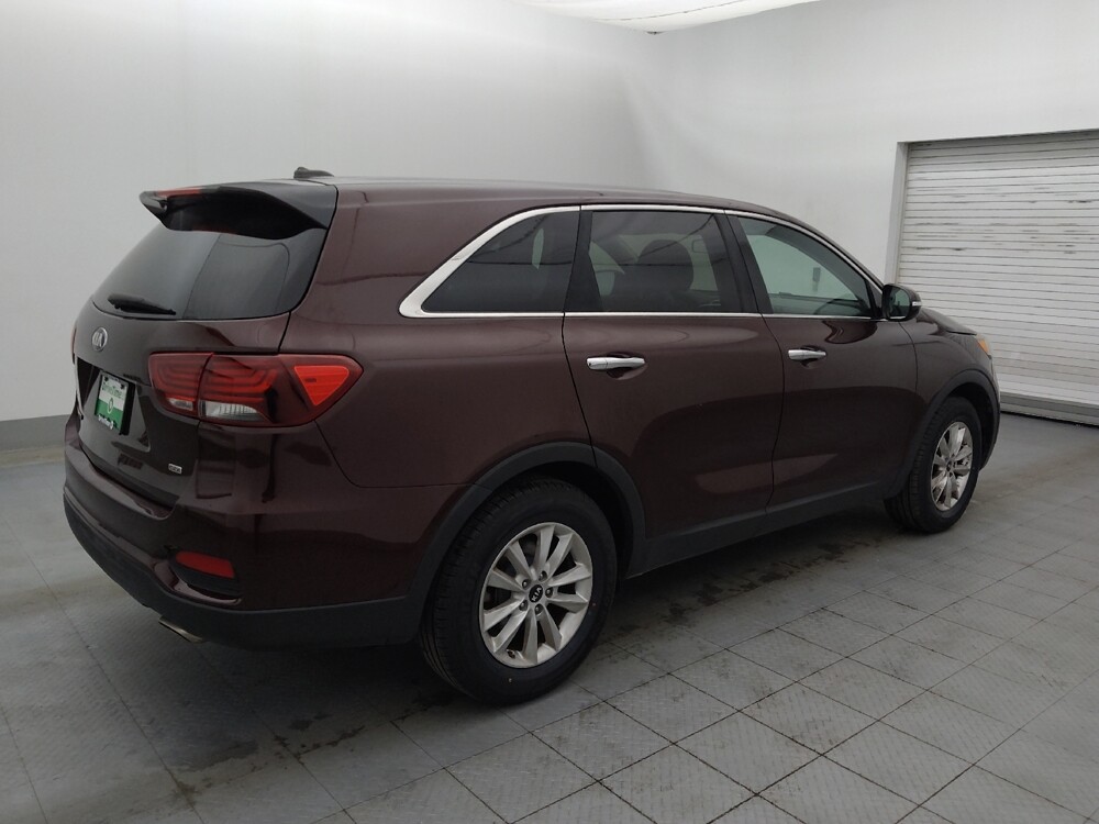2019 Kia Sorento in Fort Myers, FL 33907 - 18129095 10
