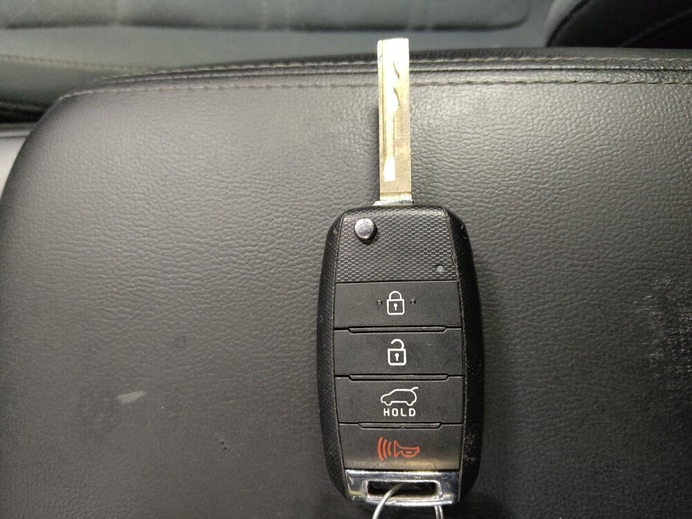 2019 Kia Sorento in Fort Myers, FL 33907 - 18129095 32