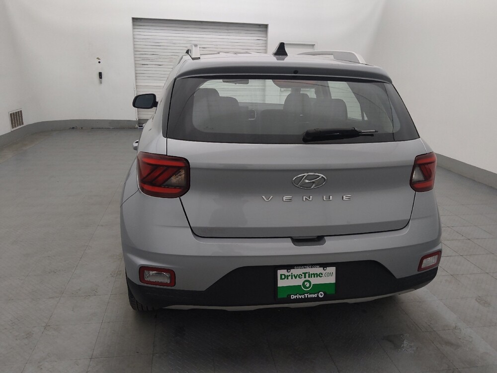 2020 Hyundai Venue in Lakeland, FL 33815 - 18129099 6