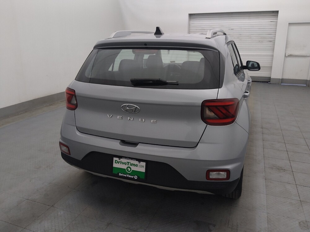 2020 Hyundai Venue in Lakeland, FL 33815 - 18129099 7