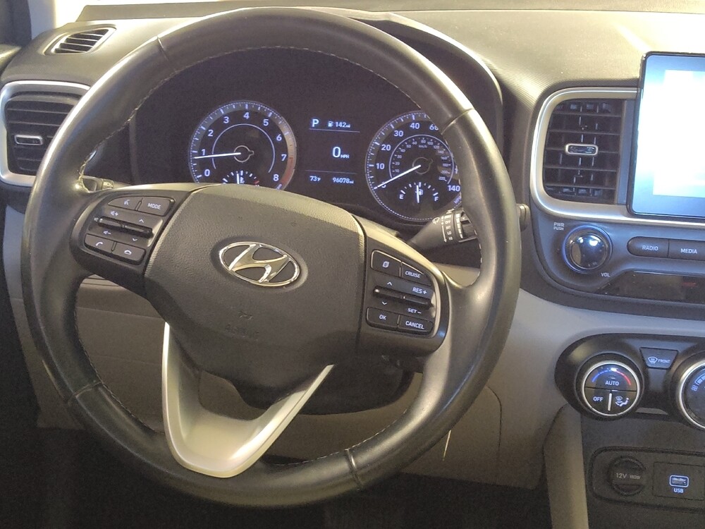 2020 Hyundai Venue in Lakeland, FL 33815 - 18129099 22