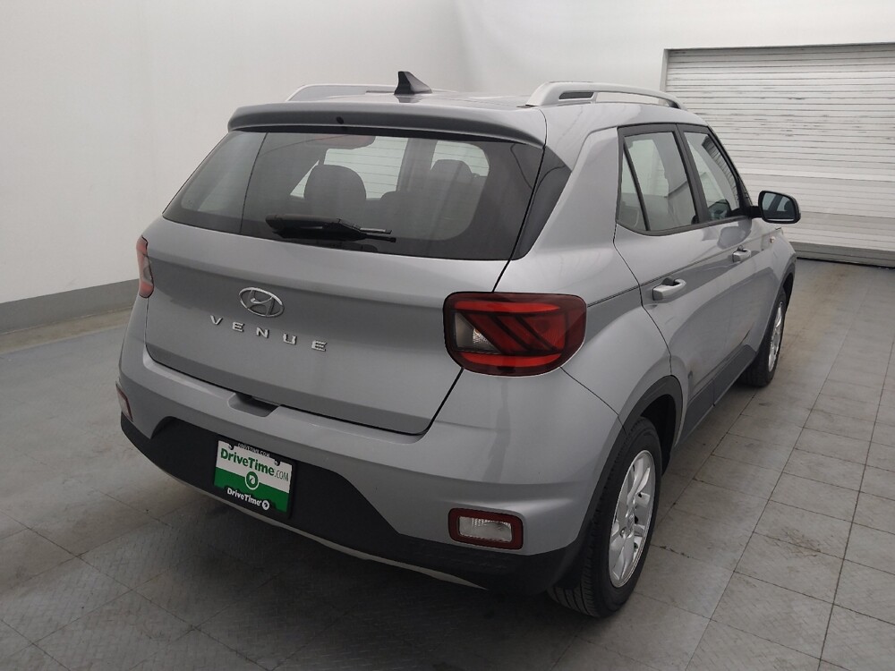 2020 Hyundai Venue in Lakeland, FL 33815 - 18129099 9