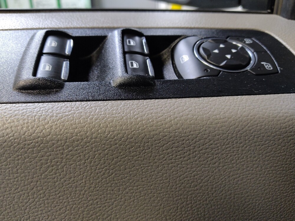 2019 Ford F150 in Tampa, FL 33619 - 18129100 27