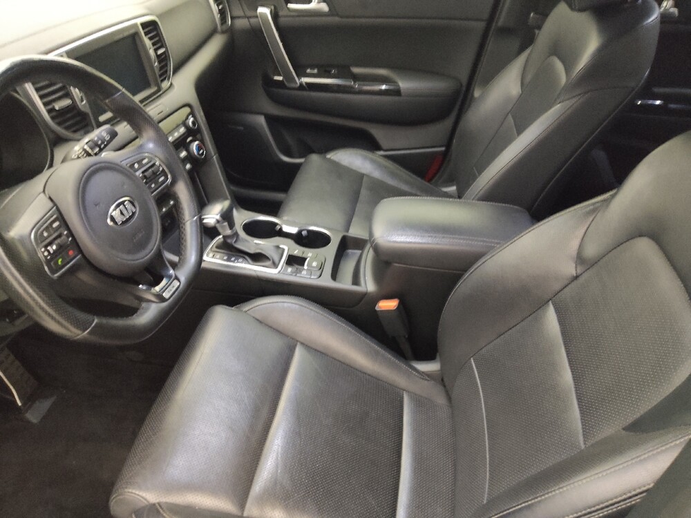 2018 Kia Sportage in Tampa, FL 33619 - 18129105 17