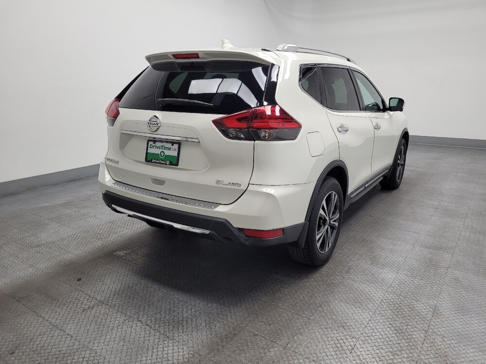 2017 Nissan Rogue in Las Vegas, NV 89104 - 18129110 9