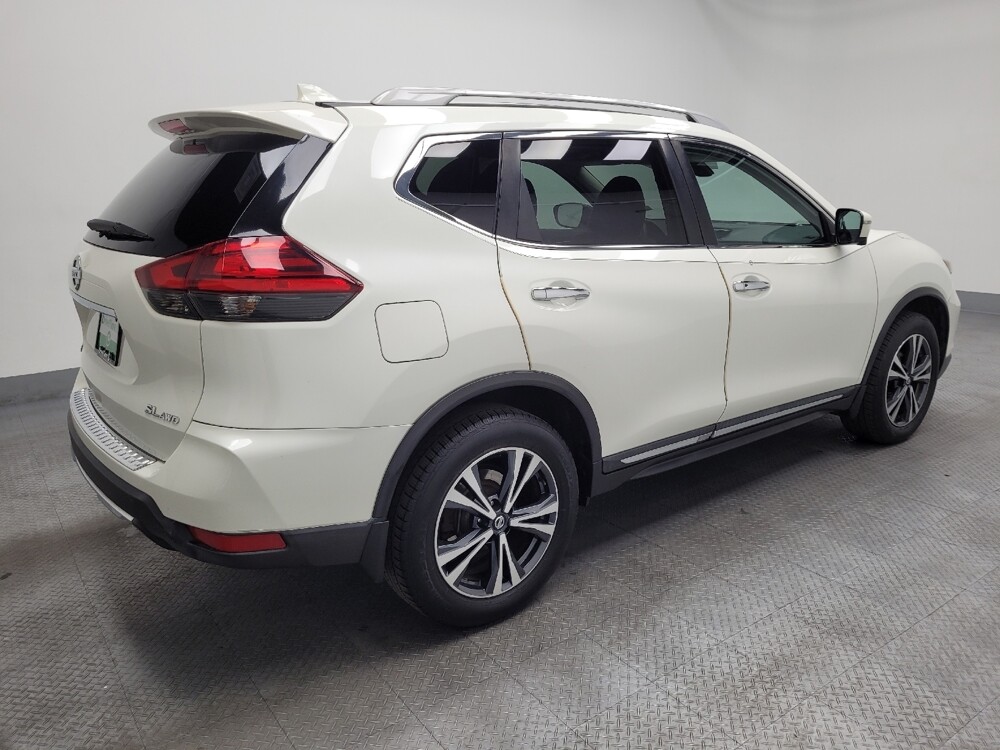 2017 Nissan Rogue in Las Vegas, NV 89104 - 18129110 10