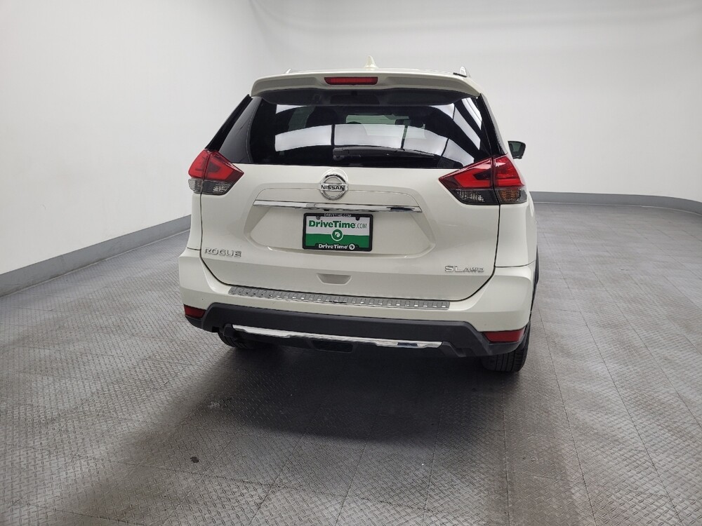 2017 Nissan Rogue in Las Vegas, NV 89104 - 18129110 7