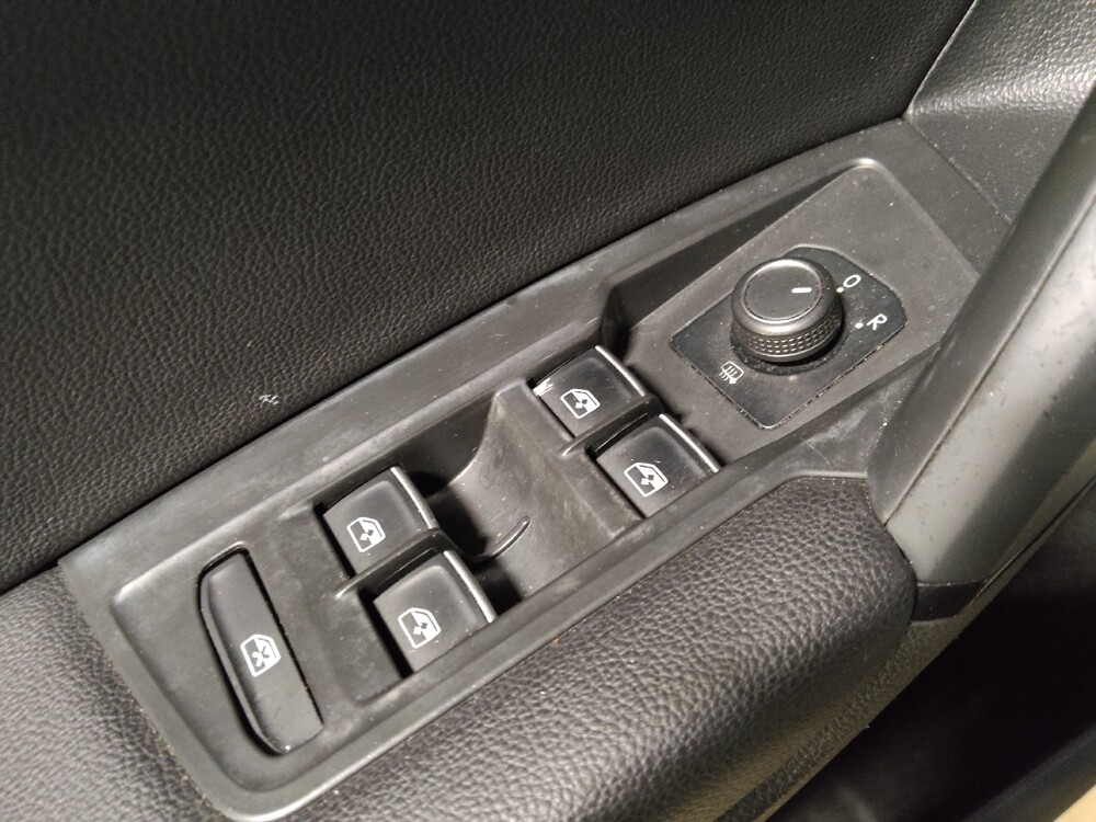 2019 Volkswagen Tiguan in Mobile, AL 36606 - 18129133 27