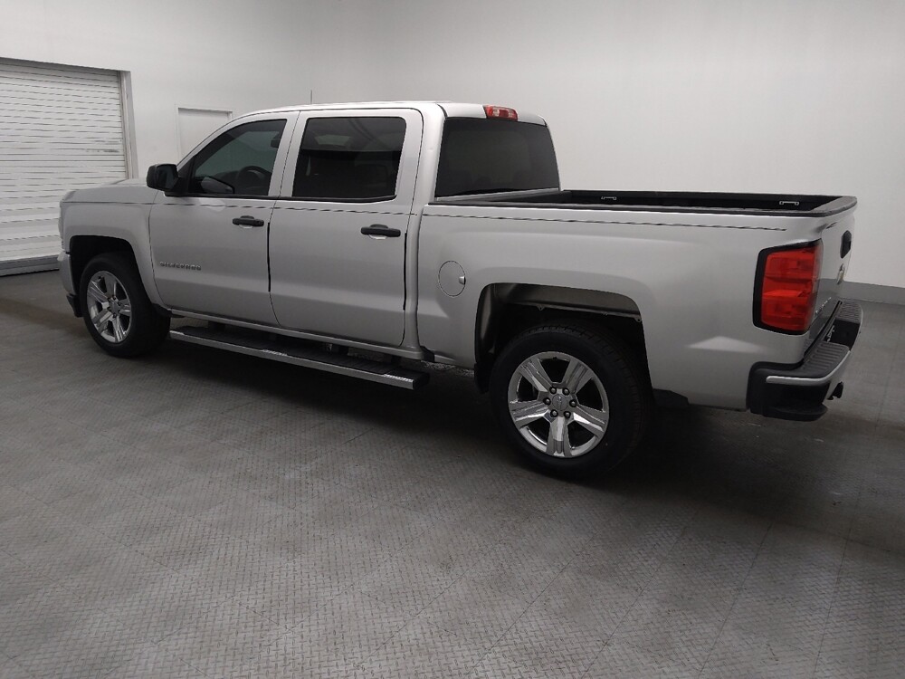 2018 Chevrolet Silverado 1500 in Orlando, FL 32808 - 18129139 3