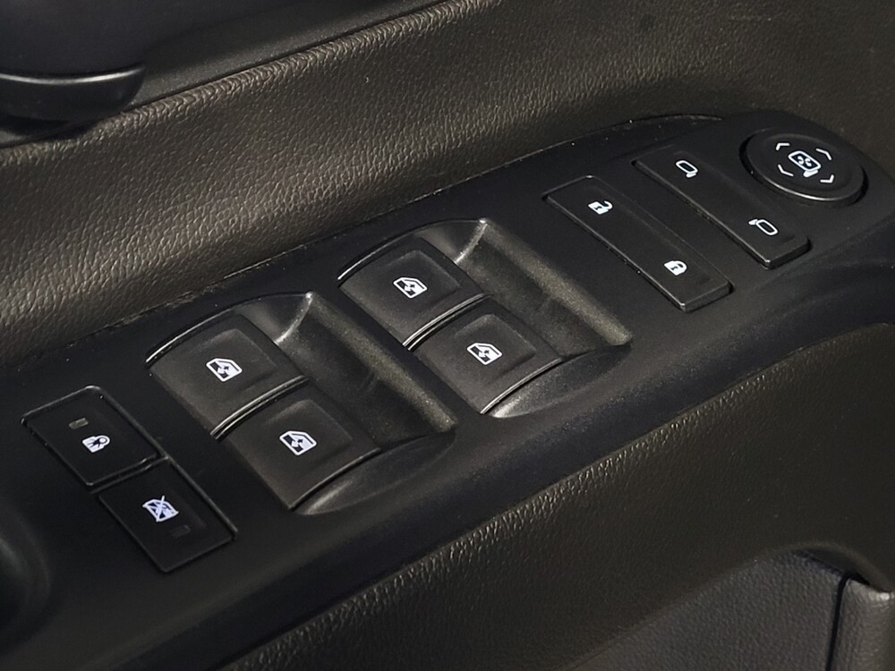 2018 Chevrolet Silverado 1500 in Orlando, FL 32808 - 18129139 27